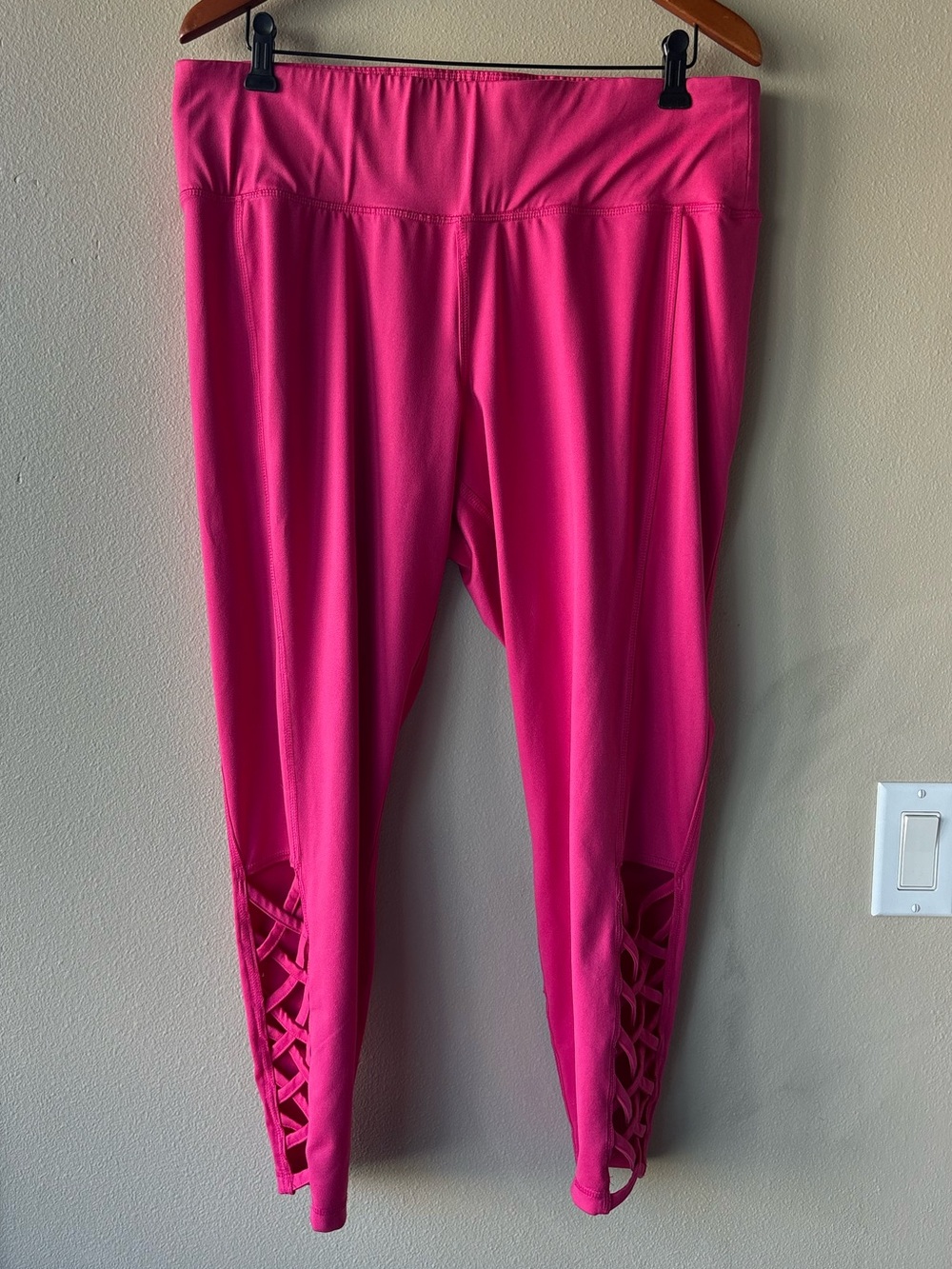 Vuori Pink High Rise Lattice Leggings Yoga Athletic Pants